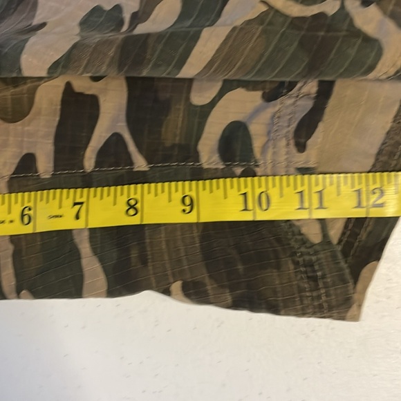 Tony Hawk shorts Men’s camo camouflage cargo rip stop fabric size 33 Inseam 11” - Picture 9 of 9